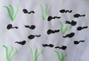 幼儿园美术教案：手指印画“小蝌蚪”