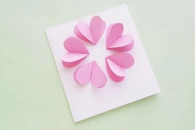 母亲节手工：剪纸制作心形拼贴3D纸花朵