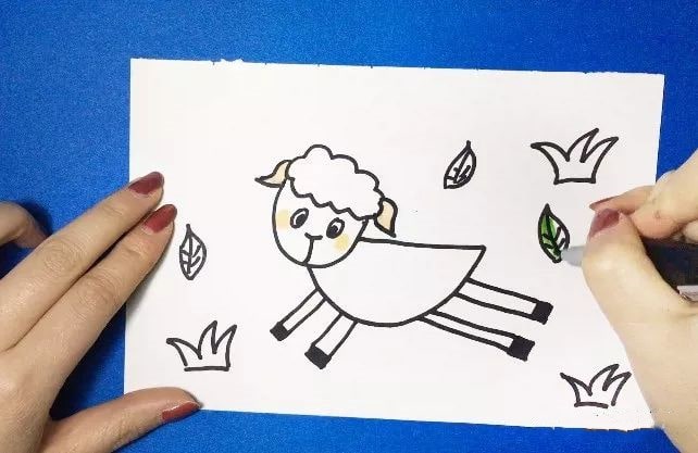 萌萌的小羊羔剪贴画