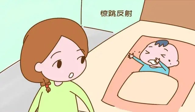 宝宝睡觉不踏实一惊一乍的
