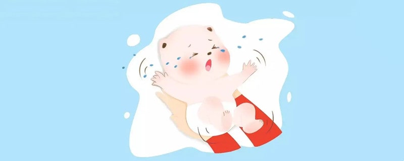 宝宝睡觉不踏实一惊一乍的怎么回事