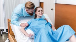 孕晚期见红和破水有先后区别吗？