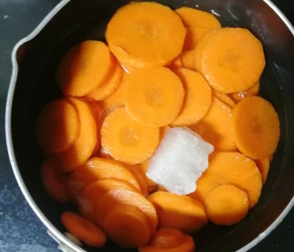 空气炸锅食谱甜烤胡萝卜片