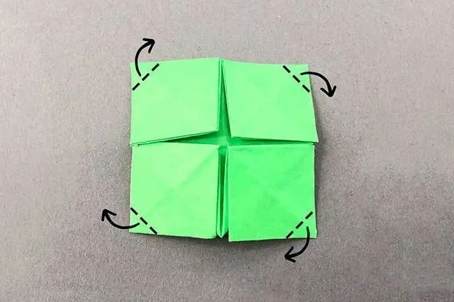 儿童四叶草折纸的折法