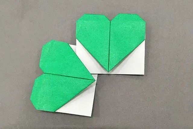 儿童四叶草折纸的折法