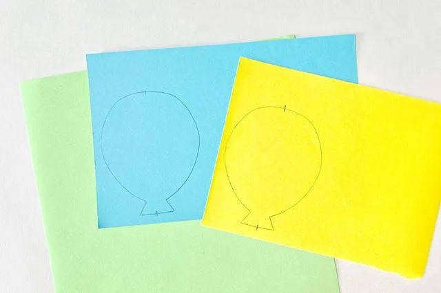 幼儿简单手工制作六一儿童节教室墙面装饰