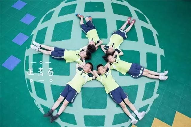 2022最萌幼儿园创意毕业照