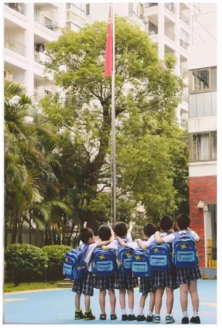 2022最萌幼儿园创意毕业照