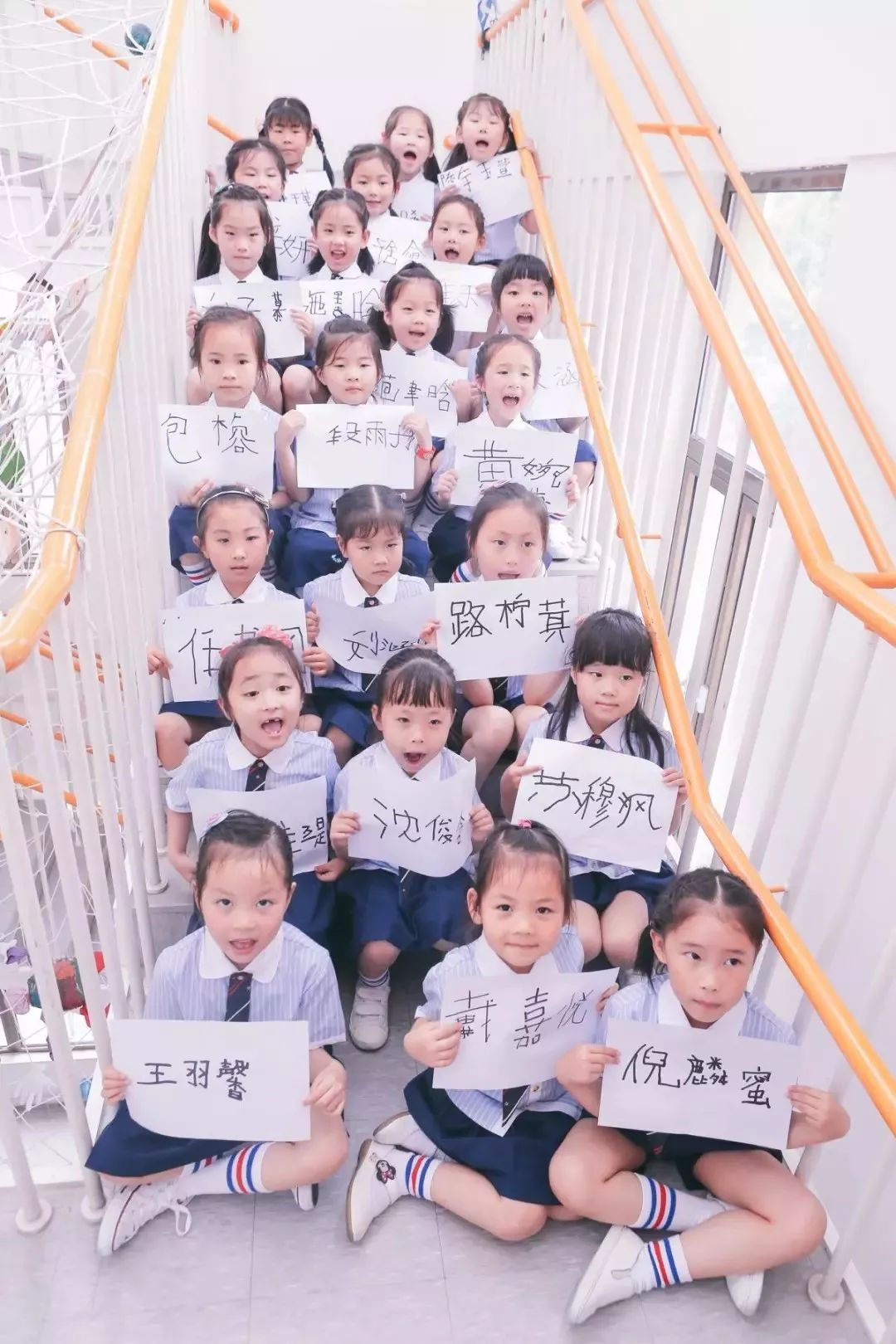 2022最萌幼儿园创意毕业照