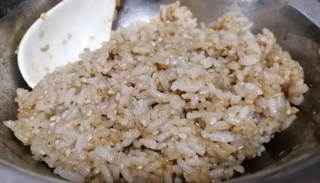 空气炸锅食谱香脆米饭锅巴的做法