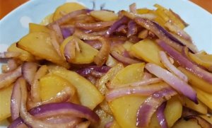 空气炸锅食谱孜然洋葱土豆片的做法