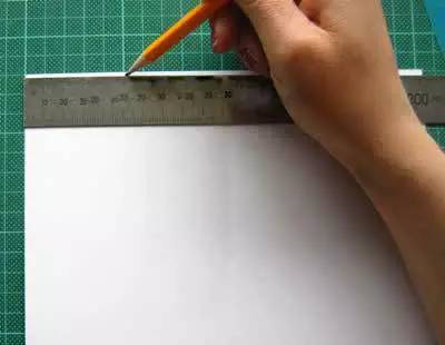 幼儿园父亲节手工制作：爸爸的领带