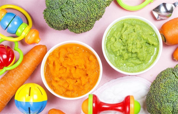 宝宝不爱吃辅食？7个原则，科学喂养婴儿