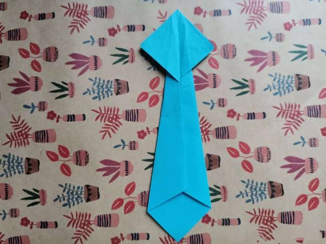 领带怎么折简单又好看