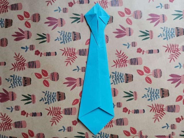 领带怎么折简单又好看