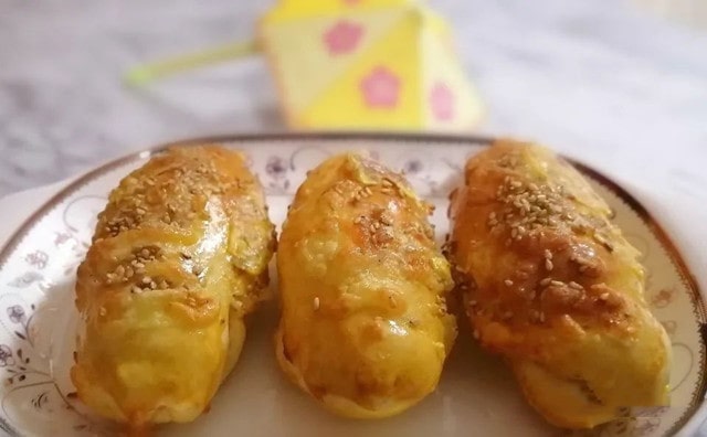 空气炸锅食谱肉松面包的做法