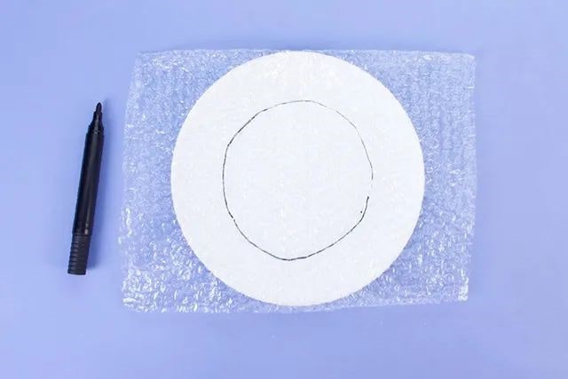 简单幼儿手工制作花朵：纸盘子做向日葵