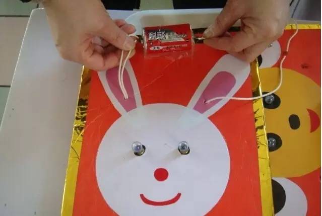 幼儿园废旧材料自制玩教具