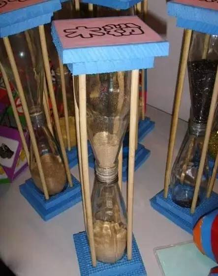 幼儿园废旧材料自制玩教具