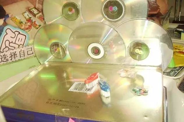 幼儿园废旧材料自制玩教具