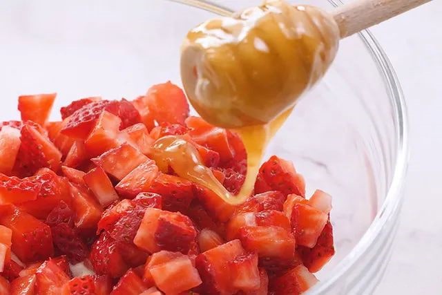 自制酸奶水果雪糕怎么做