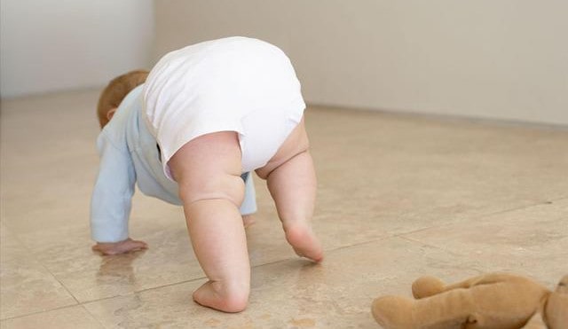 不可让宝宝太早做的六件事