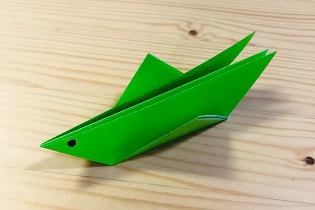 蝗虫儿童手工折纸简单步骤图解