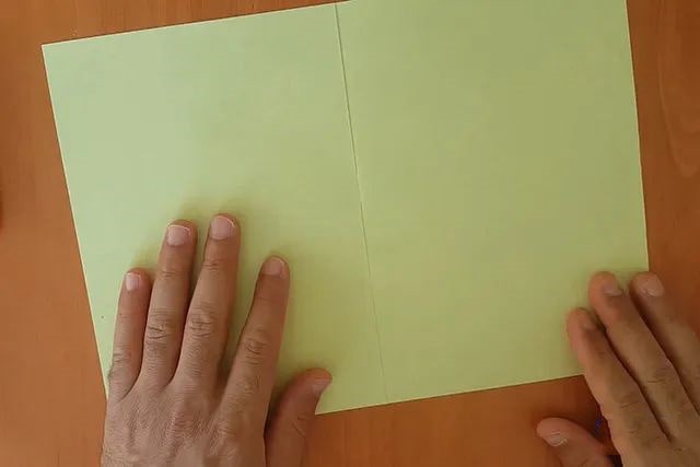 用纸折可以发射的手工迷你弩箭怎么做