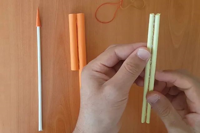 用纸折可以发射的手工迷你弩箭怎么做
