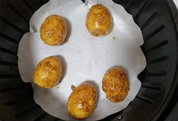 空气炸锅食谱烤鸡蛋的做法