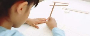 小孩几岁开始练字比较适合