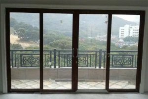 2022厨房和阳台推拉门怎么选？（装修指南）