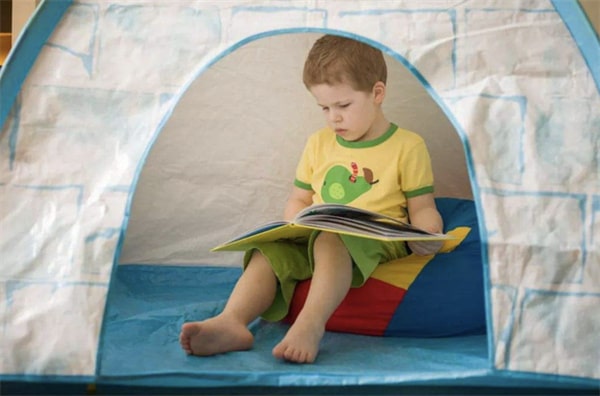 孩子爱发脾气怎么办？巧用冷静角来帮忙