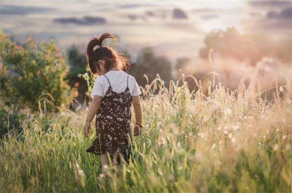 孩子爱发脾气怎么办？巧用冷静角来帮忙