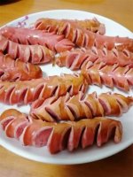 空气炸锅食谱烤肠怎么做