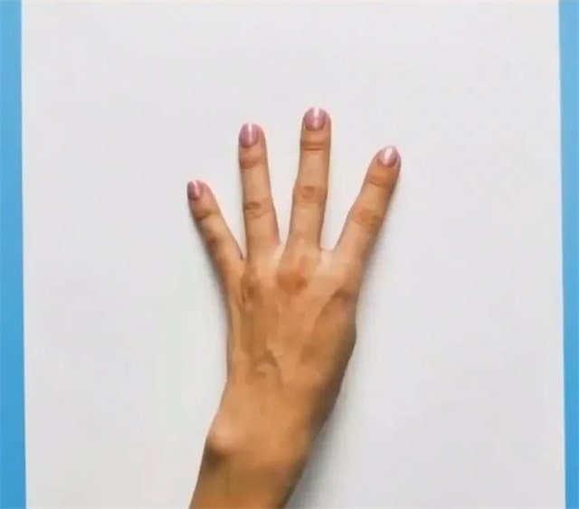 手指画开心螃蟹教程