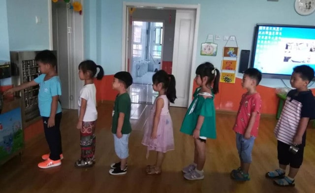 幼儿园一日常规要求与常见问题/对策 