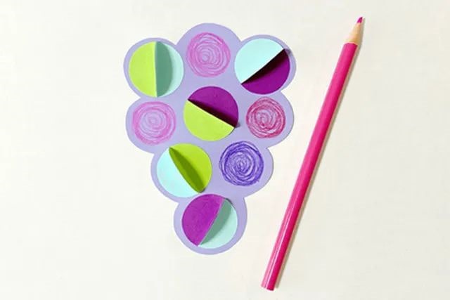 秋天简单手工：制作立体葡萄拼贴画