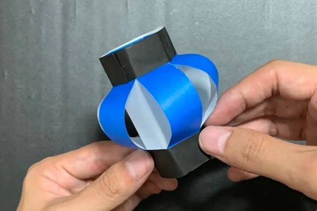 彩纸简单剪纸粘贴手工制作漂亮灯笼