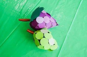 塑料袋废物利用手工制作葡萄串