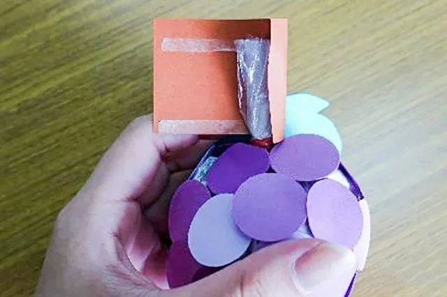 塑料袋废物利用手工制作葡萄串