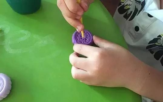 超轻粘土手工制作中秋月饼教程