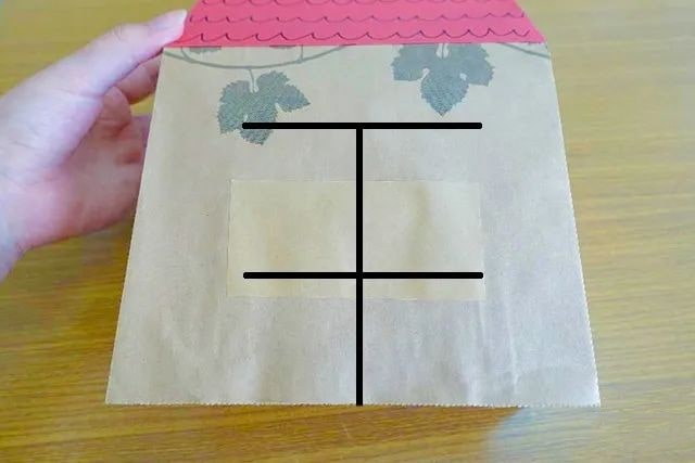 废物利用制作玩具小屋