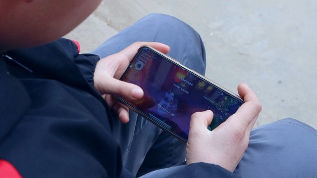 小孩总喜欢打游戏怎么办