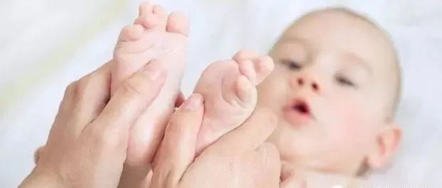 宝宝出生7天照顾全记录