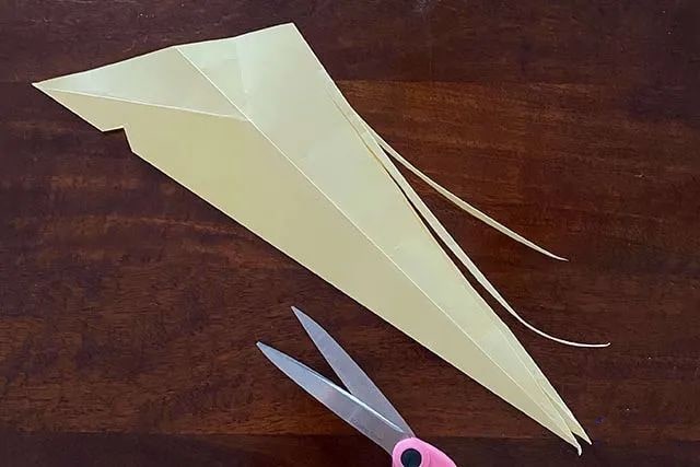 儿童手工折纸小虾的折叠方法