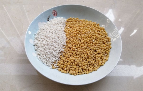 用电饭锅做香甜糯软的绿豆沙