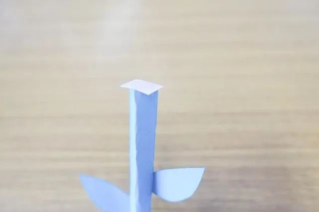 一次性纸杯手工制作向日葵