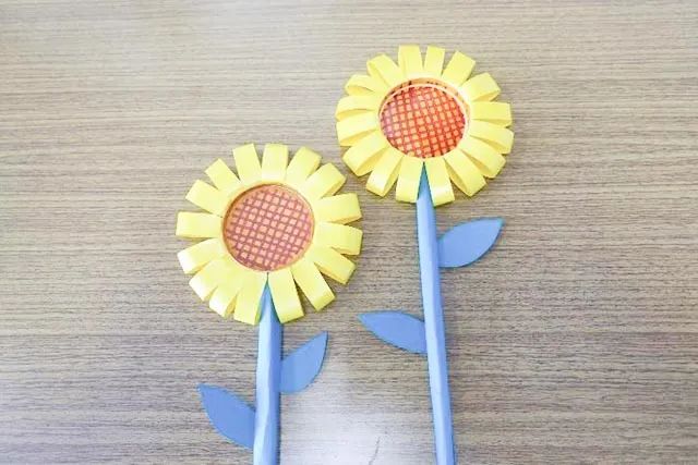 一次性纸杯手工制作向日葵