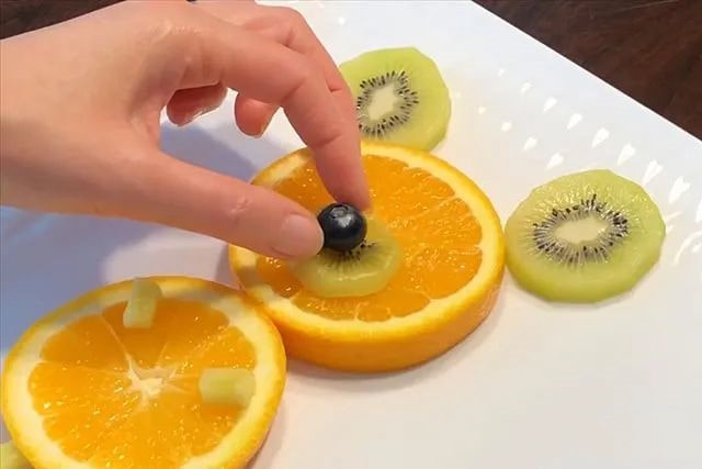 儿童创意水果拼盘小熊教程简单好看